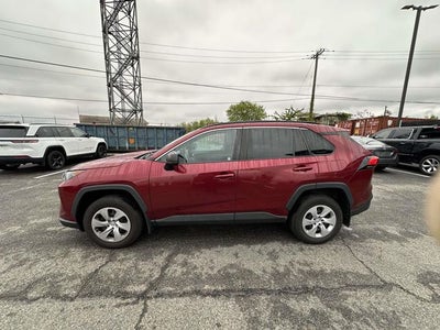 2020 Toyota RAV4 LE
