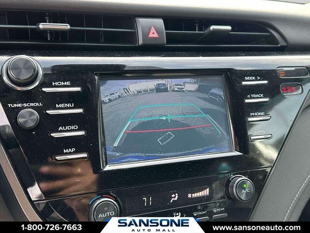 2019 Toyota Camry SE