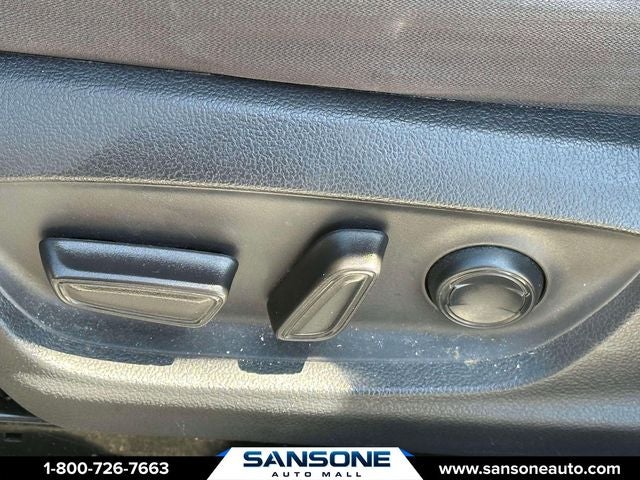 2023 Toyota Camry Hybrid LE