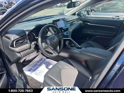 2022 Toyota Camry SE