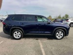 2025 Toyota Grand Highlander LE