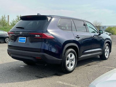 2025 Toyota Grand Highlander LE