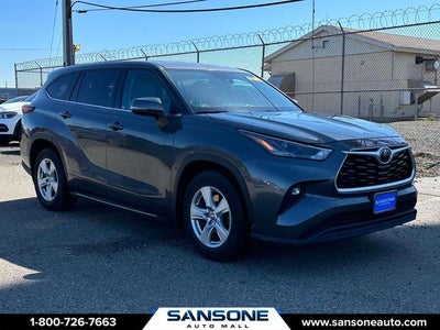 2022 Toyota Highlander LE