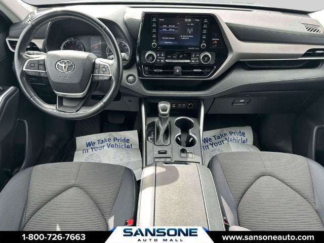 2022 Toyota Highlander LE