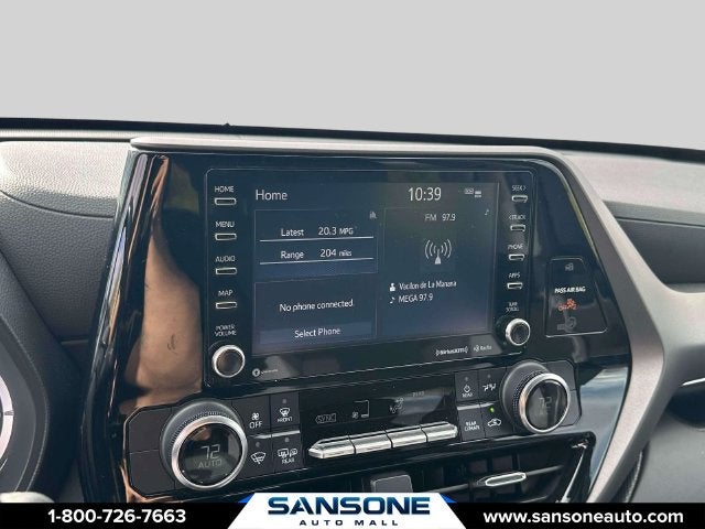 2022 Toyota Highlander LE