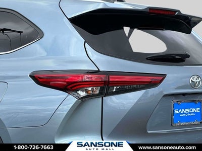 2022 Toyota Highlander LE