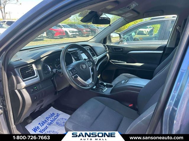 2019 Toyota Highlander LE