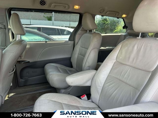 2016 Toyota Sienna XLE 7 Passenger
