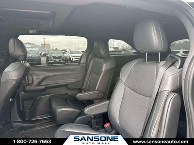 2022 Toyota Sienna XSE 7 Passenger