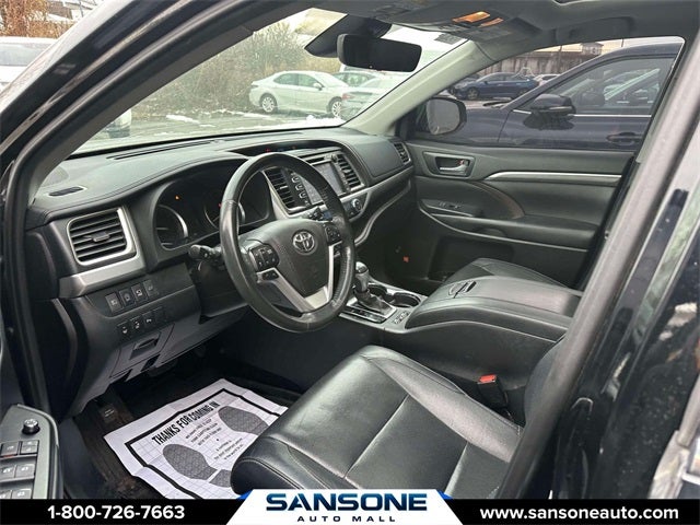 2019 Toyota Highlander Base