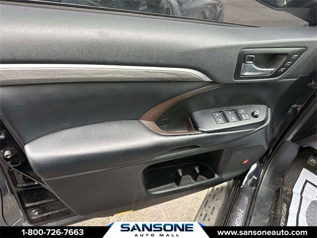 2019 Toyota Highlander Base