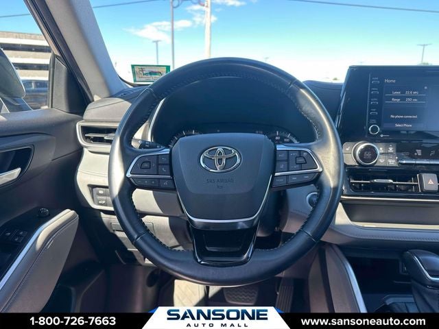 2021 Toyota Highlander XLE