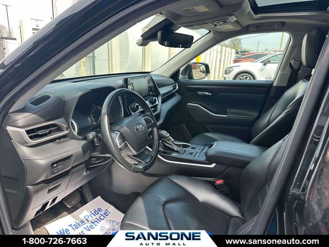 2022 Toyota Highlander XLE