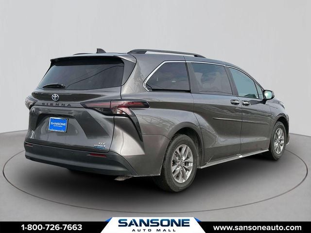 2024 Toyota Sienna XLE