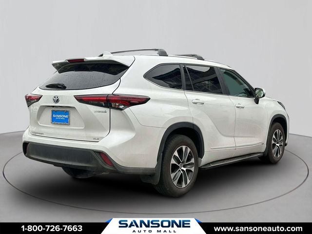 2024 Toyota Highlander Hybrid XLE