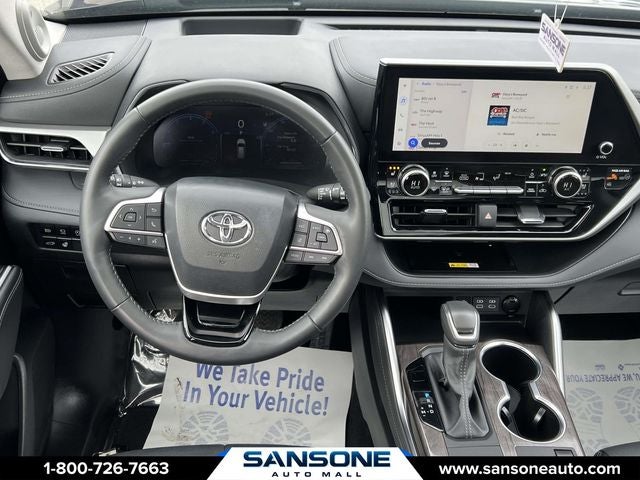 2024 Toyota Highlander Platinum