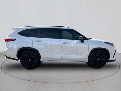 2023 Toyota Highlander XSE