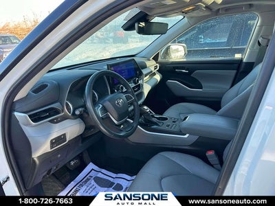 2023 Toyota Highlander XLE