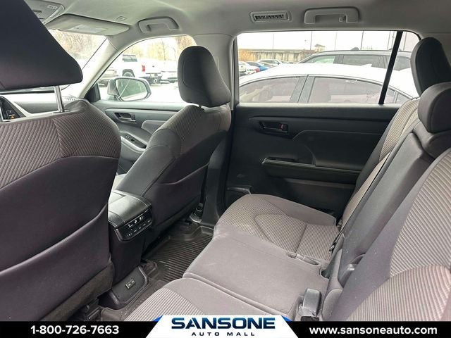 2023 Toyota Highlander LE