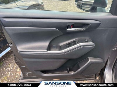 2024 Toyota Highlander XLE