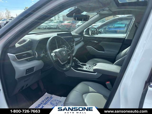 2023 Toyota Highlander XLE