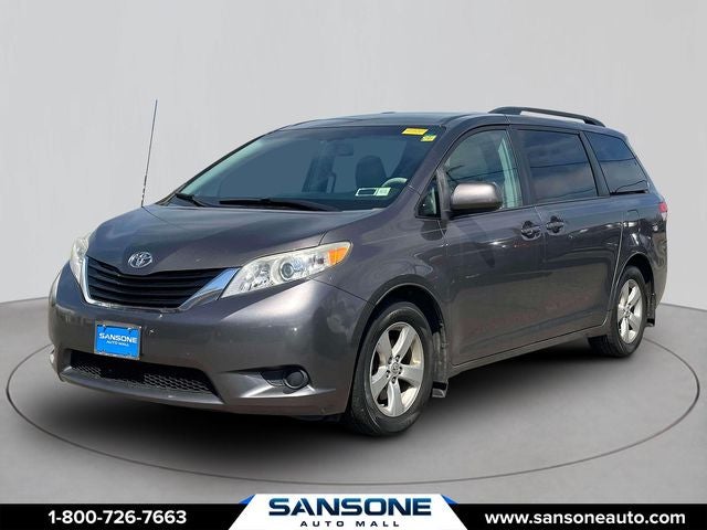 2014 Toyota Sienna LE