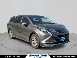 2021 Toyota Sienna XLE 7 Passenger