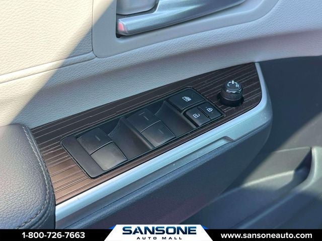 2023 Toyota Sienna XLE 7 Passenger