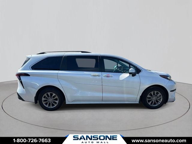2023 Toyota Sienna XLE 7 Passenger