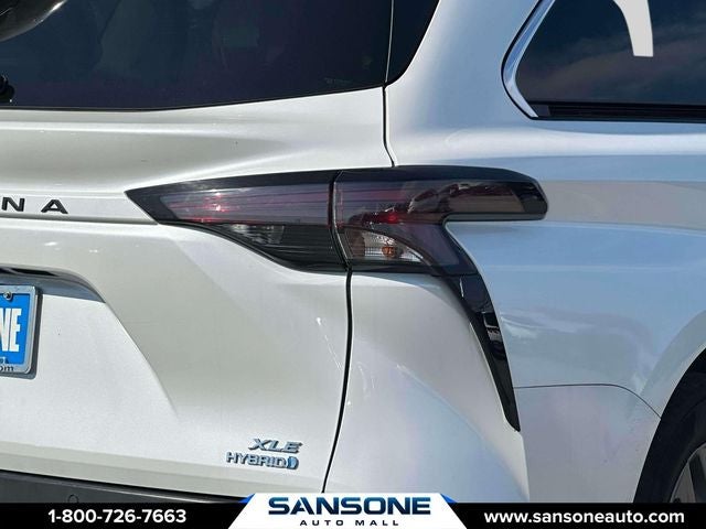 2023 Toyota Sienna XLE 7 Passenger