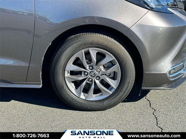 2024 Toyota Sienna XLE 7 Passenger