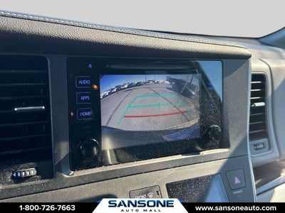2017 Toyota Sienna XLE 8 Passenger