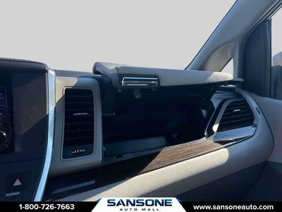 2017 Toyota Sienna XLE 8 Passenger