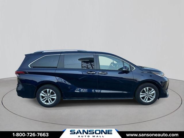 2024 Toyota Sienna Limited 7 Passenger