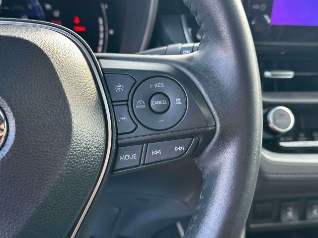 2025 Toyota Corolla Cross XLE