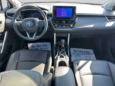 2024 Toyota Corolla Cross XLE