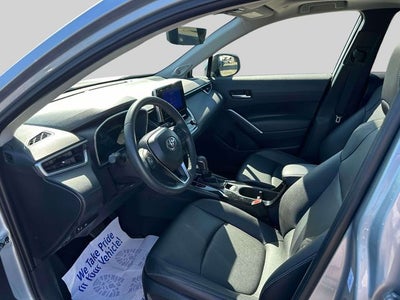 2024 Toyota Corolla Cross XLE