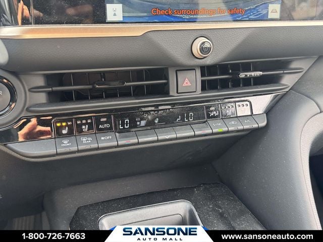 2025 Toyota Crown Signia XLE