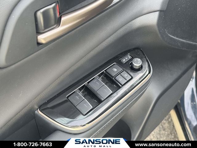 2025 Toyota Crown Signia XLE