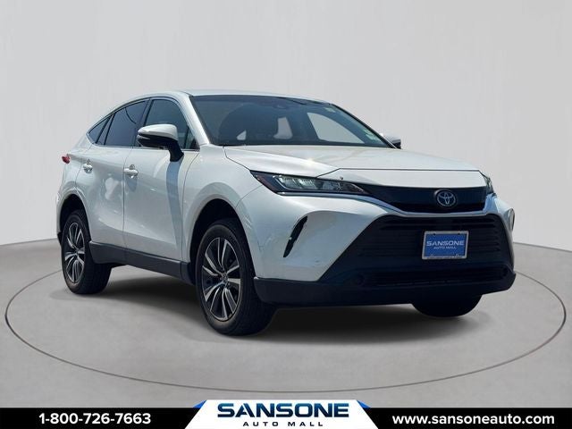 2022 Toyota Venza LE Hybrid AWD's photo