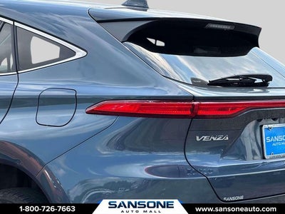 2024 Toyota Venza LE
