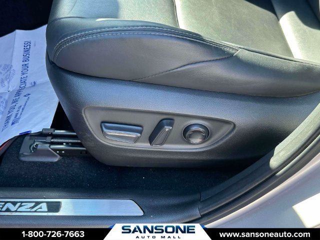 2024 Toyota Venza XLE