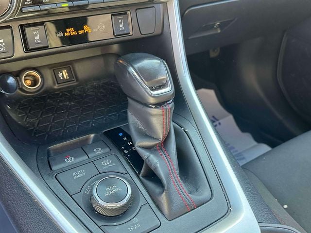 2024 Toyota RAV4 Prime SE