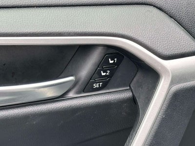 2025 Toyota RAV4 Hybrid XLE Premium
