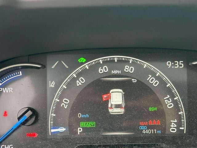 2025 Toyota RAV4 Hybrid XLE Premium