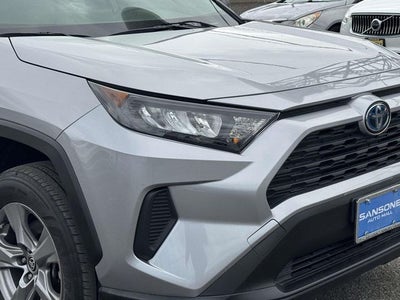 2022 Toyota RAV4 Hybrid LE