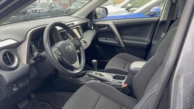 2017 Toyota RAV4 Hybrid XLE