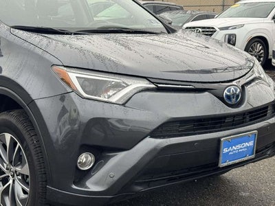 2017 Toyota RAV4 Hybrid XLE