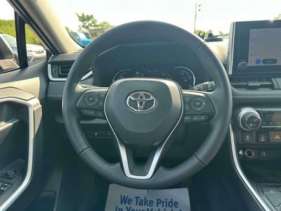 2025 Toyota RAV4 Hybrid XLE