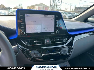 2022 Toyota C-HR XLE